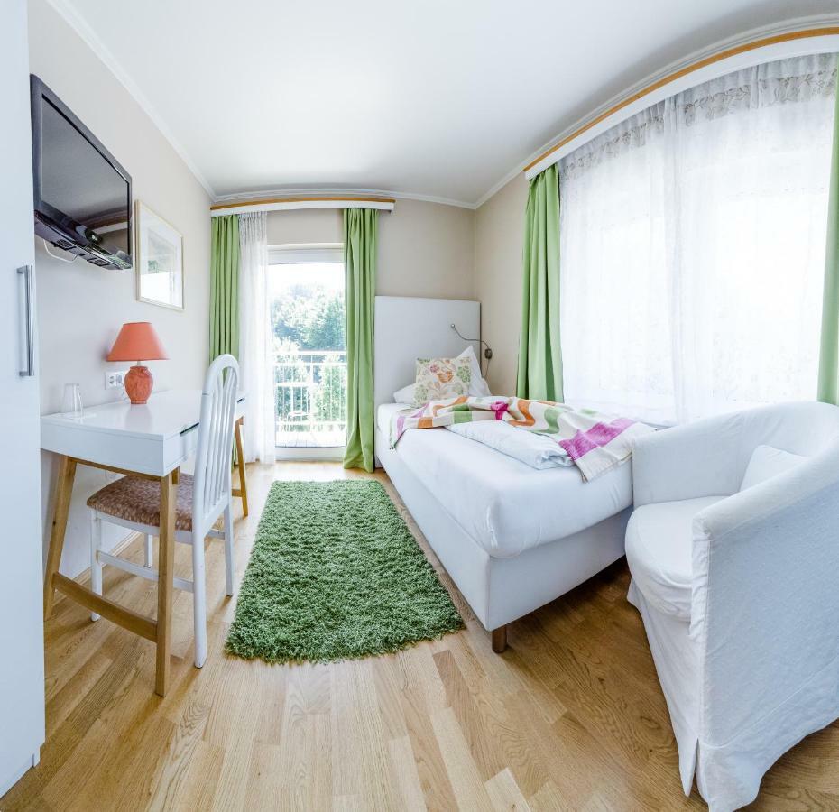 באד גלייכנברג Hotel St. Hubertushof מראה חיצוני תמונה